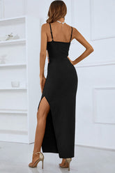 Robe fendue à bretelles spaghetti et strass